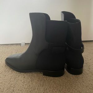 NEW Via Spiga black booties